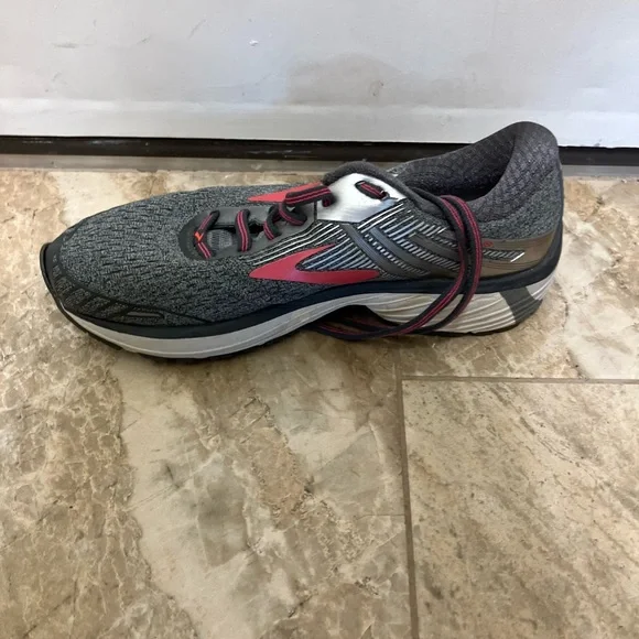 Brooks Adrenaline Gts 18 Sneakers - Picture 6 of 8